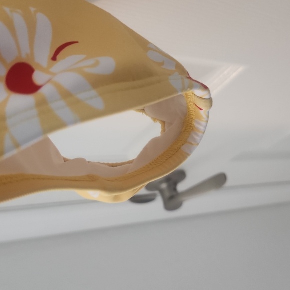 Hanna Anderrson Yellow Floral Swimsuit US 4 - Picture 7 of 8